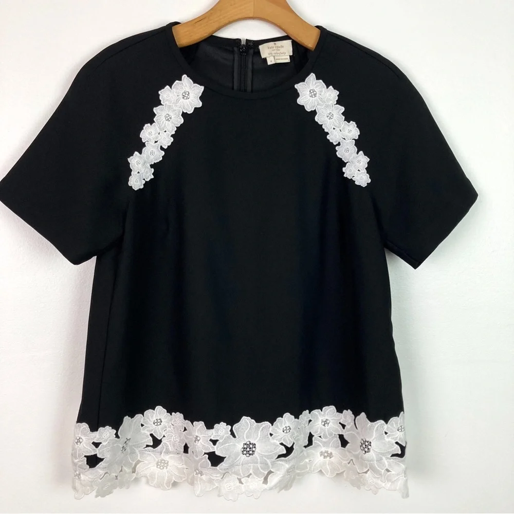 Kate Spade Lace Trim Satin Crepe Top Black and White Size 4